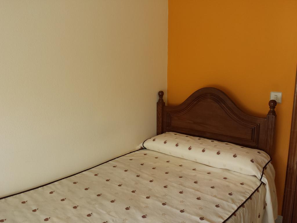 Hostal Atila Ricobayo Quarto foto