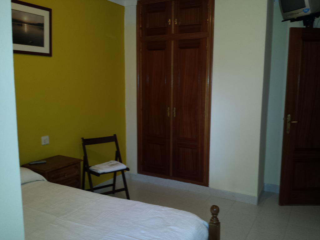 Hostal Atila Ricobayo Quarto foto