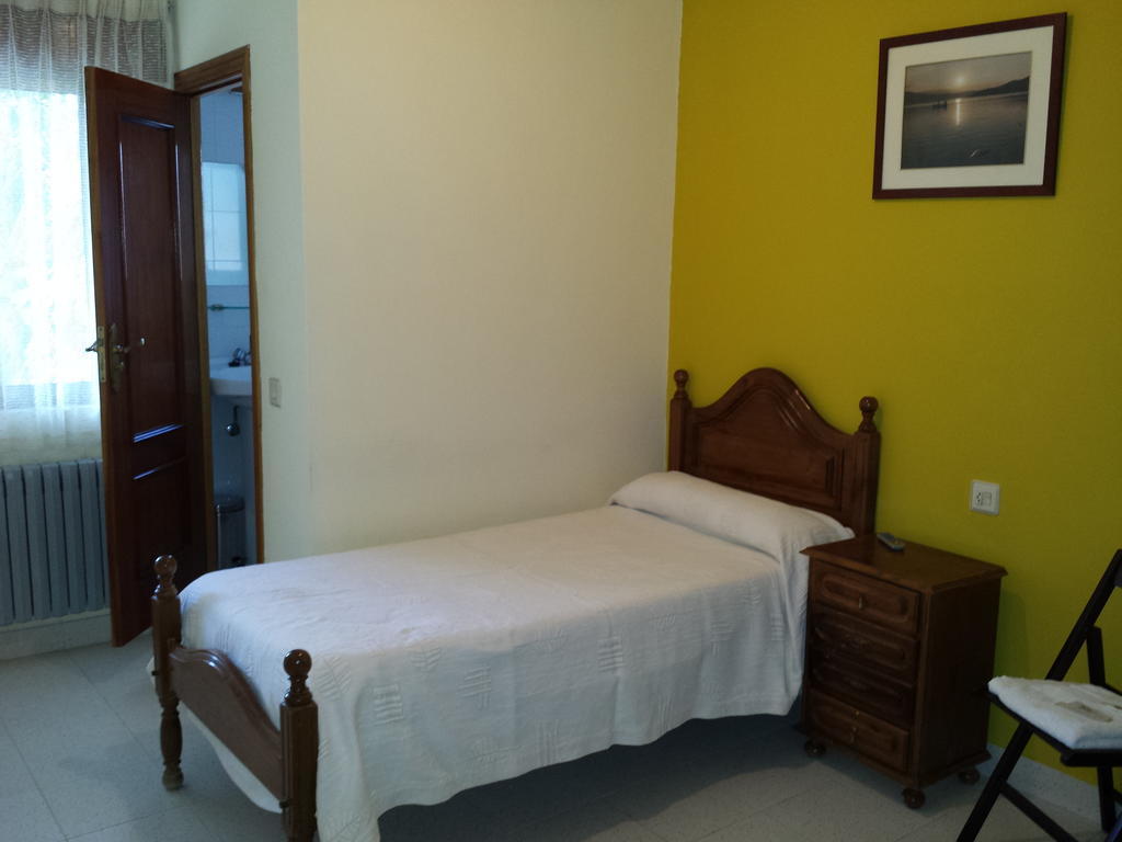 Hostal Atila Ricobayo Quarto foto